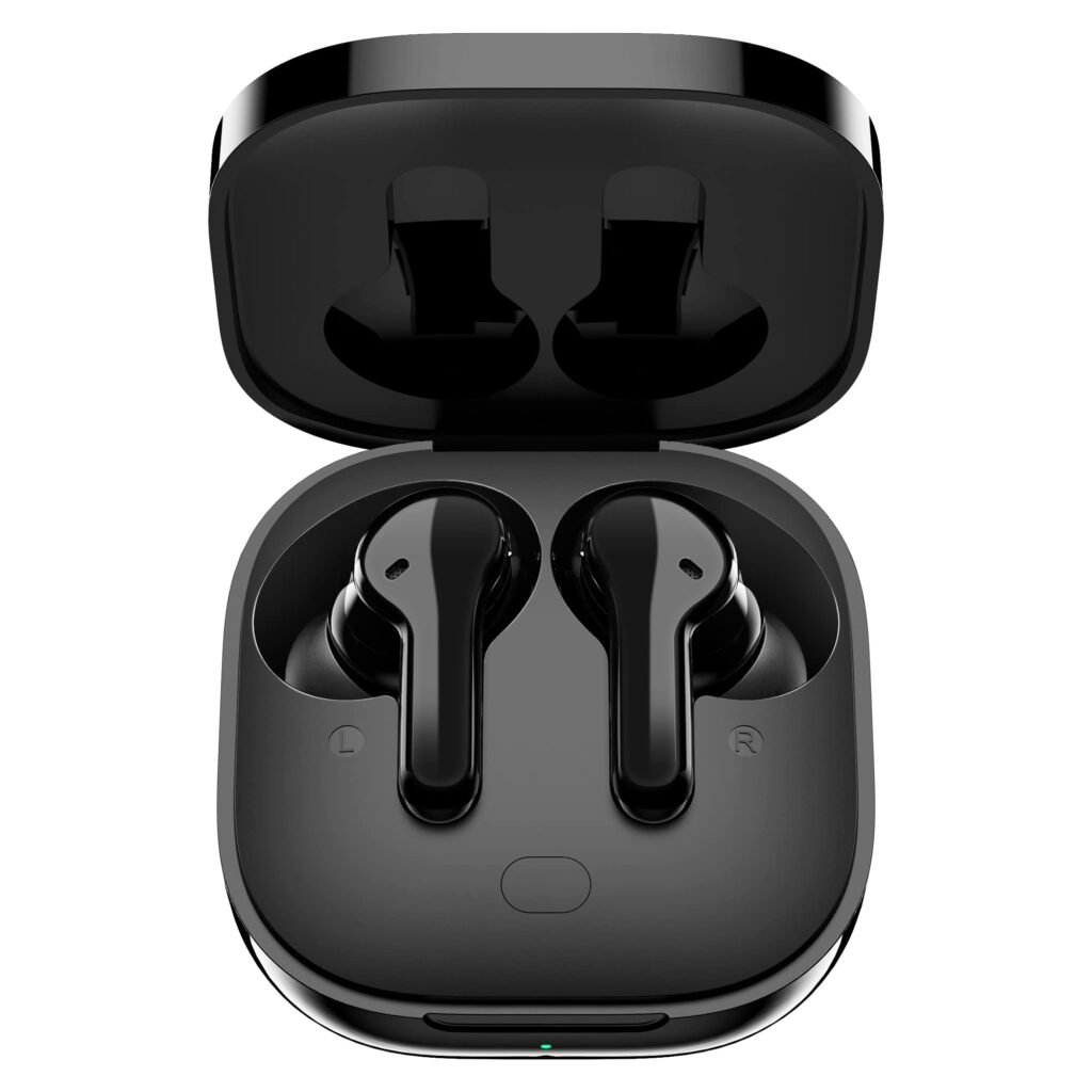 Vista superior do fone de ouvido Bluetooth QCY T13 ANC preto dentro do estojo de carregamento aberto.